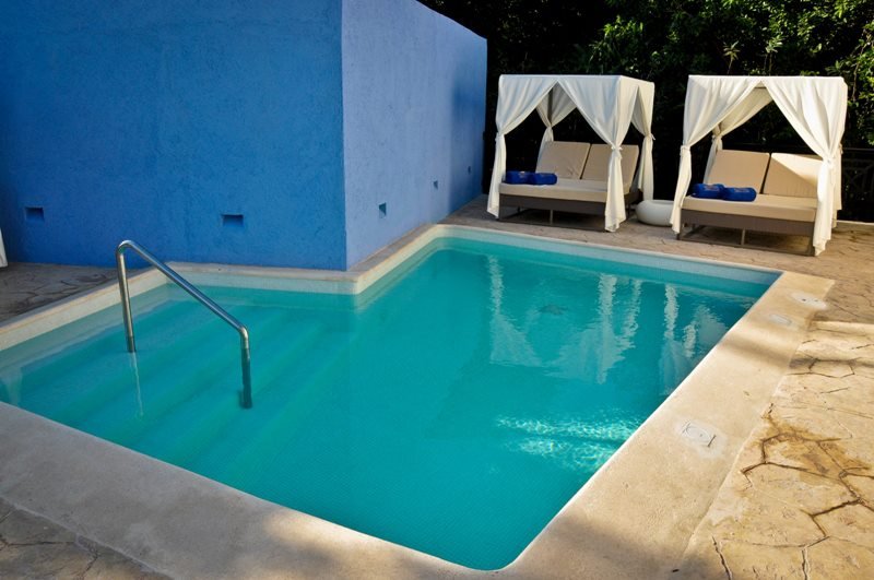 419257_10150610947706305_277220933_n